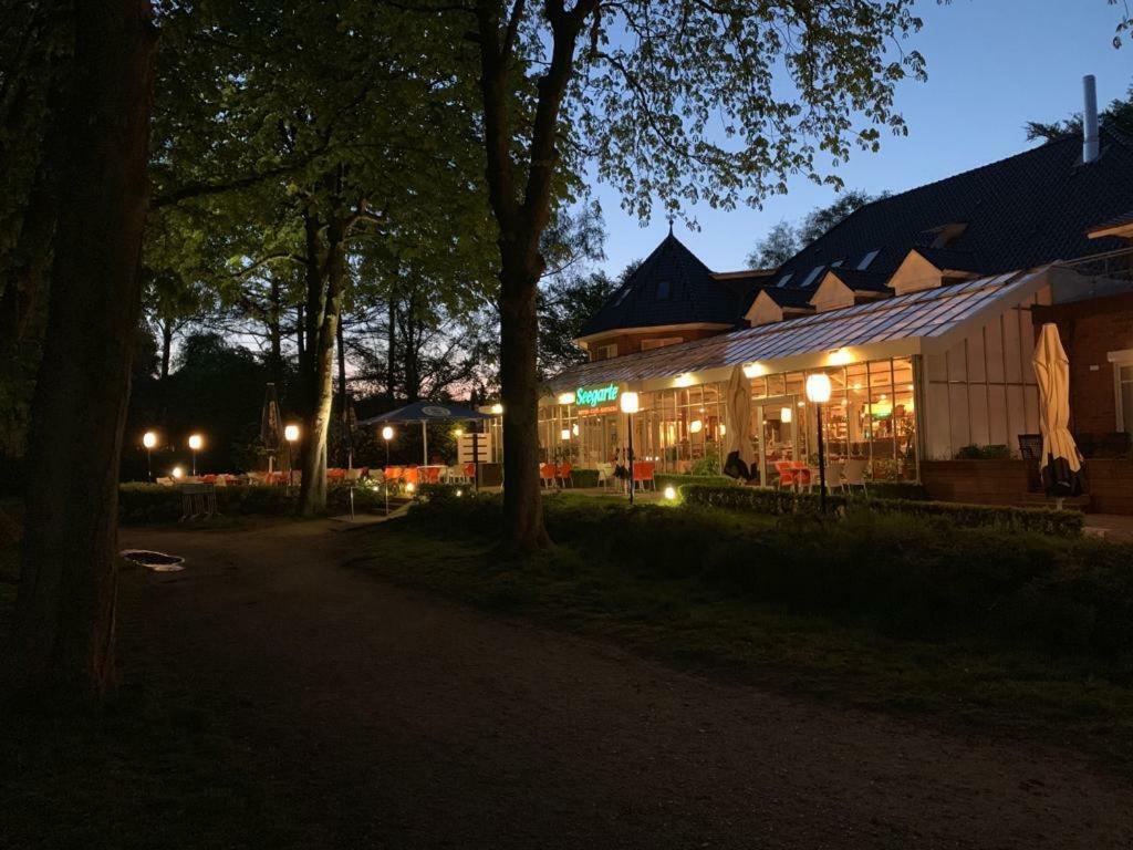 Hotel Seegarten Gmbh Barmstedt Exteriér fotografie